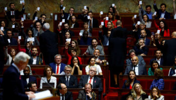 Pourquoi la motion de censure est loin d’être inutile en France