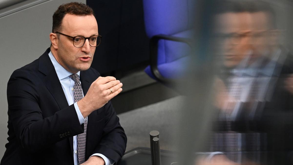 Debatte um Homophobie und Muslime – Spahn stimmt Kühnert zu