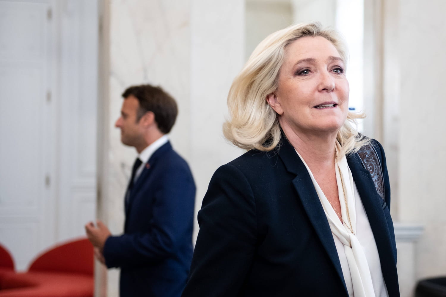 Destitution de Macron : "Le Pen a sauvé le président", LFI fustige le vote du RN dans l'arrêt de la procédure