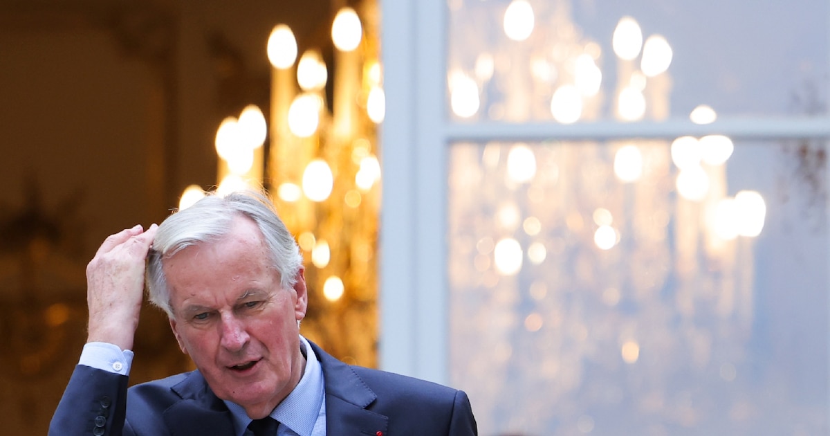 Le Premier minsitre Michel Barnier à la suite du séminaire gouvernemental à Matignon, à Paris, le 27 septembre 2024