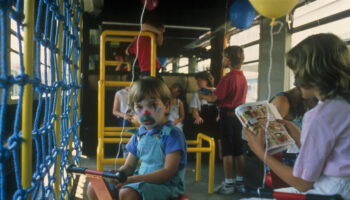 Pouvons-nous espérer un retour des jeux pour enfants dans les trains ? « En Allemagne, les wagons conçus pour eux, c’est Disneyland ! »