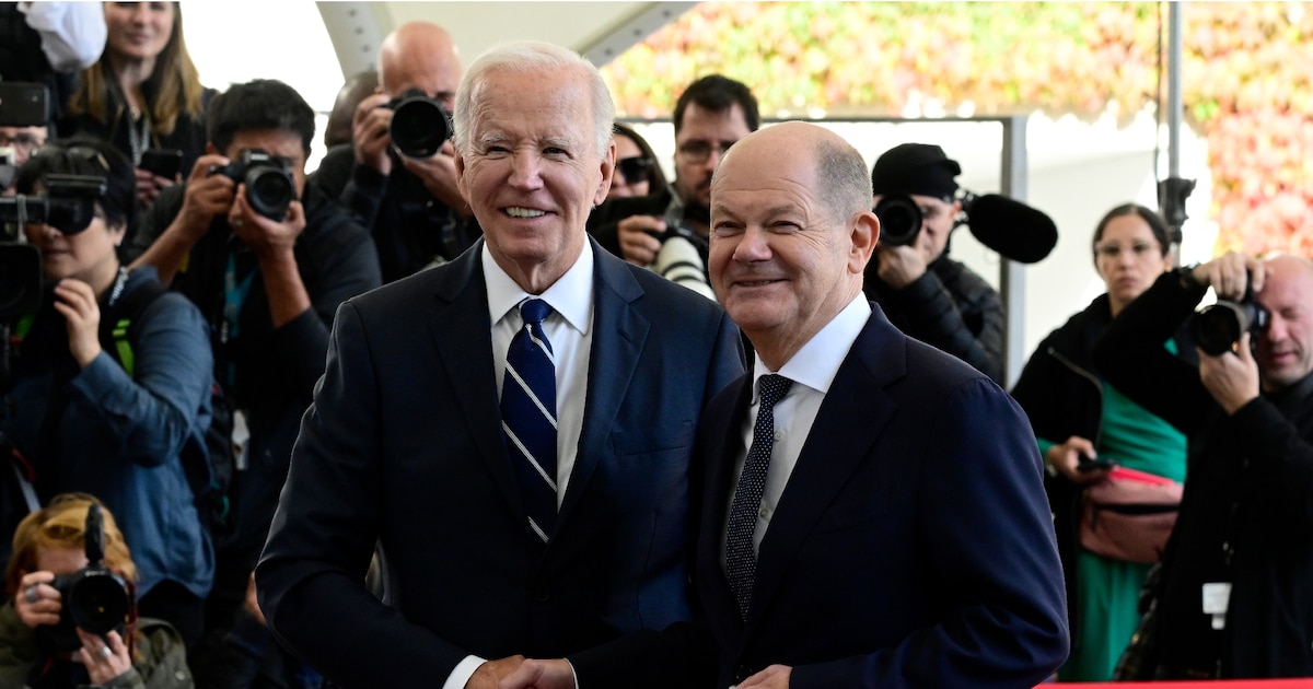 Le président américain Joe Biden et le chancelier allemand Olaf Scholz à la Chancellerie, à Berlin, le 18 octobre 2024