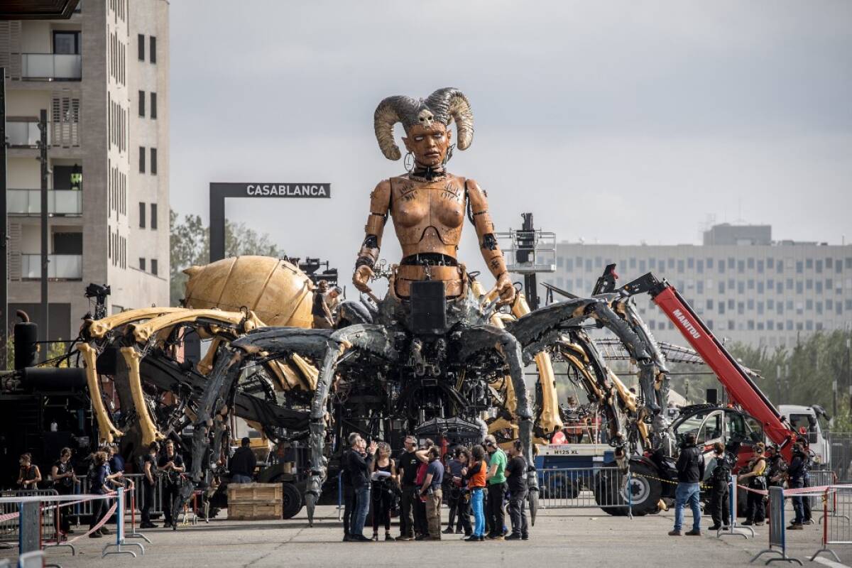 « La Porte des Ténèbres », le spectacle urbain qui choque les églises de Toulouse