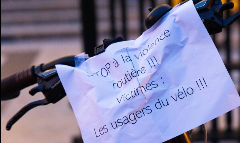 Cycliste tué à Paris : l'automobiliste mis en examen pour meurtre, il donne sa version des faits