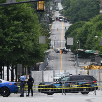 États-Unis : une passerelle s’effondre en Géorgie, une commémoration vire au drame