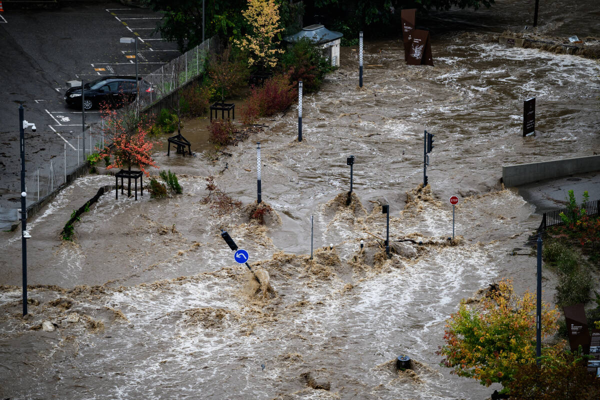 Inondations et crues : plus aucun département en vigilance rouge, 18 de la moitié sud du pays restent en alerte orange… Le point sur la situation