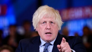 Boris Johnson 'desatado' y sin pelos en la lengua en sus memorias