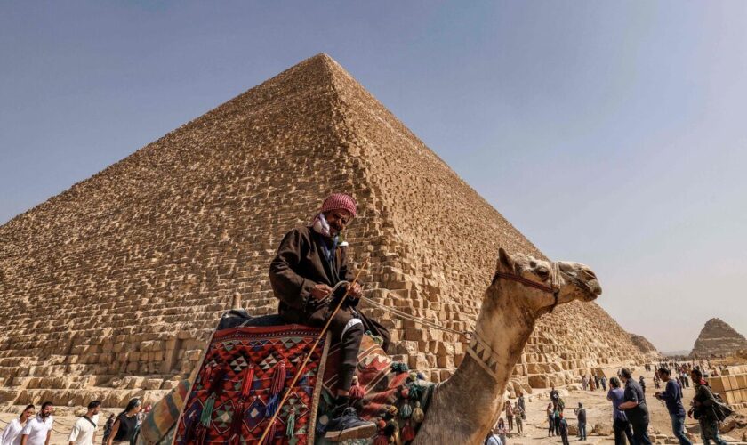 Cette vidéo sur les pyramides d’Égypte est en réalité l’œuvre d’une intelligence artificielle