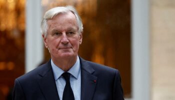 Comment Michel Barnier va s’attaquer au sujet explosif de la fonction publique