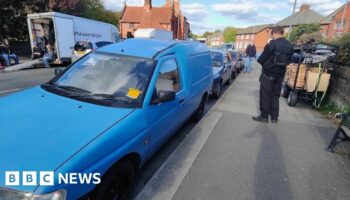 Day-Lewis film shoot ticketed by traffic wardens