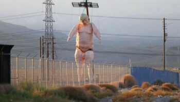 Donald Trump nackt? Die Statue »Crooked and Obscene« – Unehrlich und obszön