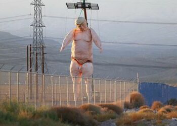 Donald Trump nackt? Die Statue »Crooked and Obscene« – Unehrlich und obszön