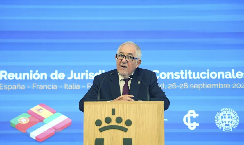 El Constitucional rechaza apartar a Conde-Pumpido de la Ley de Amnistía