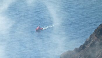 El Hierro, una isla de luto que sigue buscando a vivos y desaparecidos en sus costas