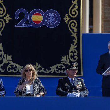 Grande-Marlaska blinda el Día de la Policía en Sevilla impidiendo la entrada al público para evitar los pitidos de los últimos dos años