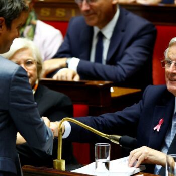 Impôts : grinçant, Barnier promet à Attal d’être «attentif à ses propositions pour faire face au déficit qu’il a trouvé»