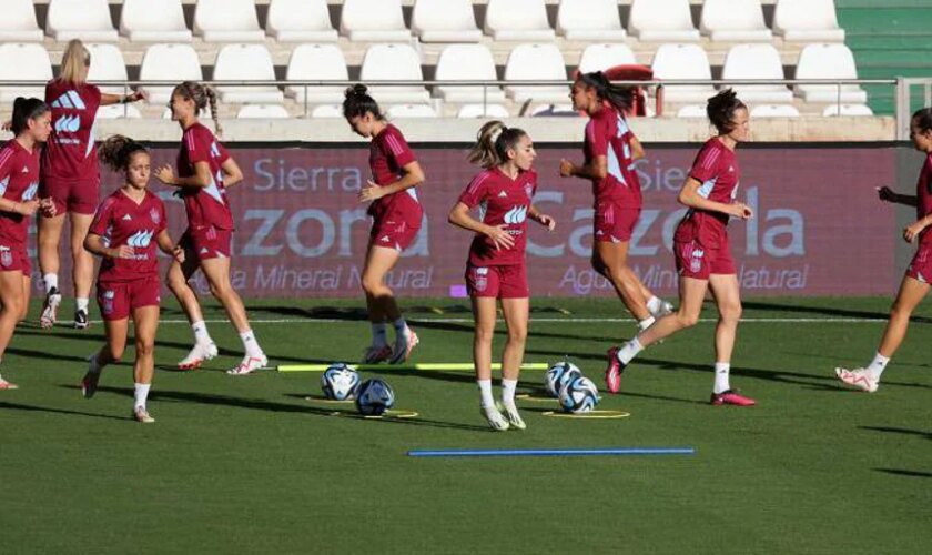 Juzgan a un entrenador de de fútbol femenino en Córdoba por agresión sexual a una jugadora