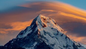 L'Everest continue de prendre de la hauteur chaque année