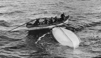 La sombre histoire des navires mortuaires affrétés après le naufrage du Titanic