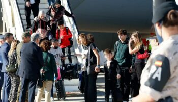 Llegan a Madrid los dos aviones militares procedentes del Líbano con más 200 españoles evacuados