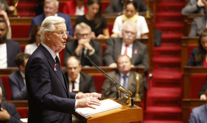 Michel Barnier présente sa feuille de route, entre prudence et compromis