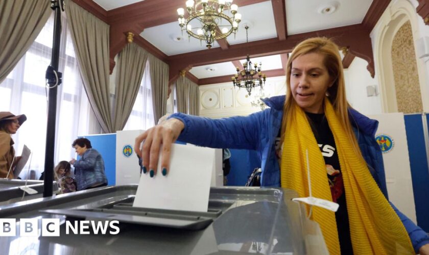 Moldovans vote in pivotal election and EU referendum