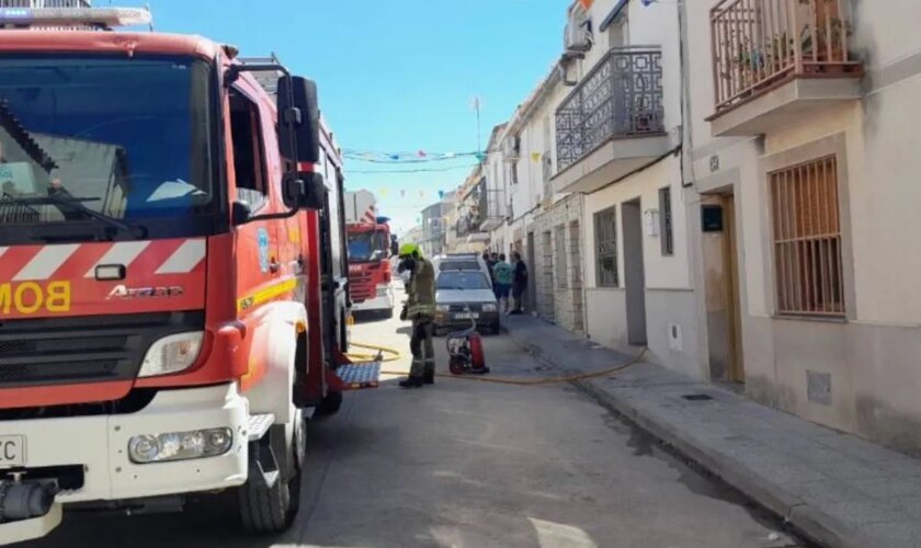 Muere un hombre de 40 años en el incendio de su vivienda en Valverde del Fresno (Cáceres)