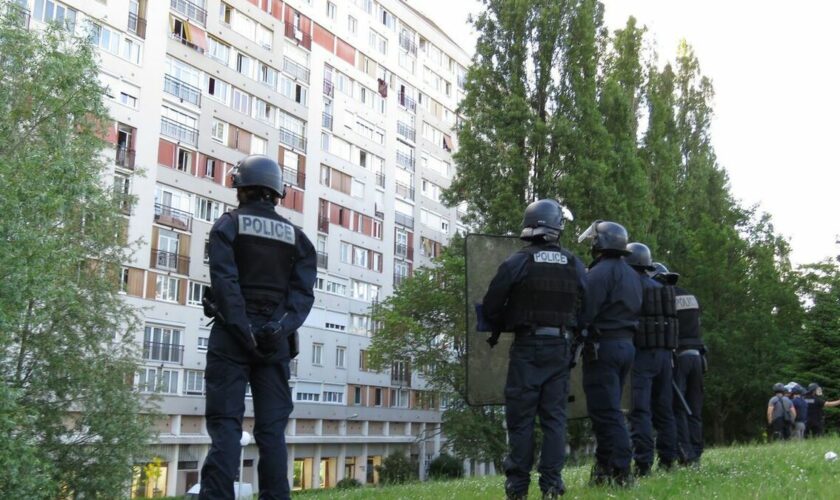 Munitions, armes à feu… Un arsenal découvert dans un garage à Savigny-sur-Orge