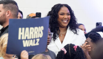 Présidentielle américaine : la chanteuse Lizzo rallie Harris, Elon Musk renforce son soutien à Trump