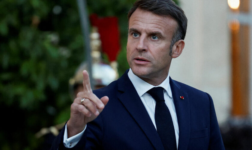 Proche-Orient : Emmanuel Macron réclame l’arrêt des livraisons d’armes « pour mener les combats sur Gaza »