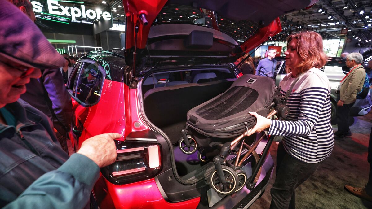 Taille du coffre, capacité... Les stars du Salon de l’auto à l’épreuve de la poussette