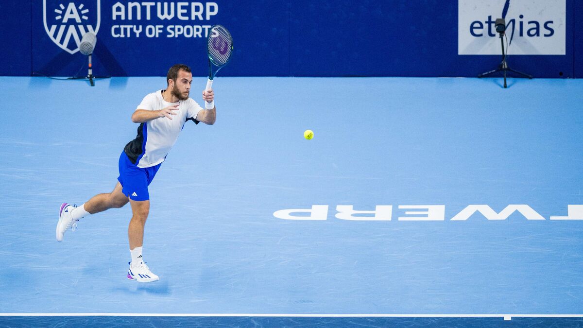 Tennis : Hugo Gaston en demi-finale à Anvers après un coup de génie face à un top 10