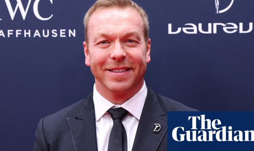 Tributes pour in for Chris Hoy after terminal cancer diagnosis