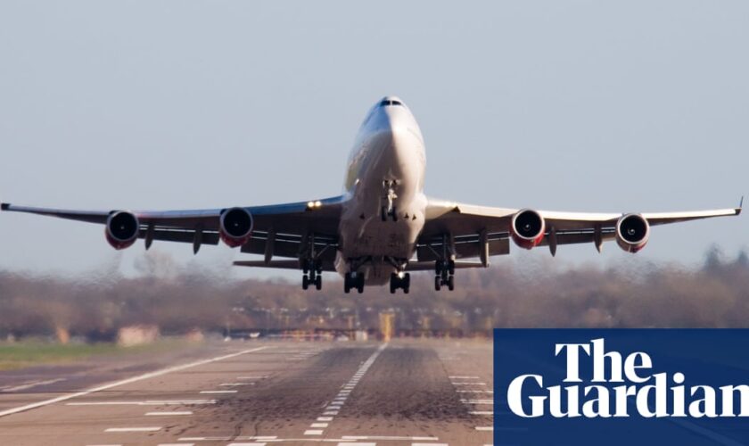 UK deports record number of Nigerians and Ghanaians in single flight