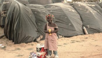 Les camps de la honte: notre reportage à Sfax, auprès des migrants africains bloqués en Tunisie