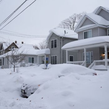 Etats-Unis : C’est quoi le « Lake Effect » qui ensevelit le nord-est du pays sous des mètres de neige…