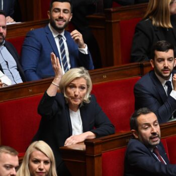 « La censure n’est pas inéluctable » : Marine Le Pen exige de nouvelles concessions sur le funds 2025