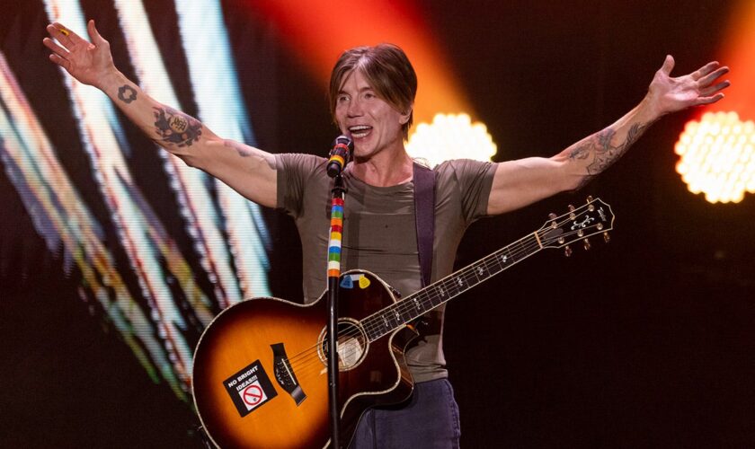 Goo Goo Dolls singer hospitalized with pneumonia; band cancels concerts in South Africa