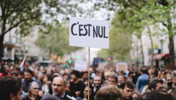 Grève du 5 décembre : quelle sera l’ampleur de la mobilisation dans les écoles, la santé, l’énergie et l’aviation civile ?