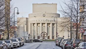 Ein schwerer Schlag für Kultursenator Joe Chialo