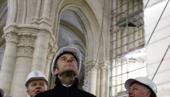 Réouverture de Notre-Dame-de-Paris : Macron avait un plan, l’archevêque l’a interdit