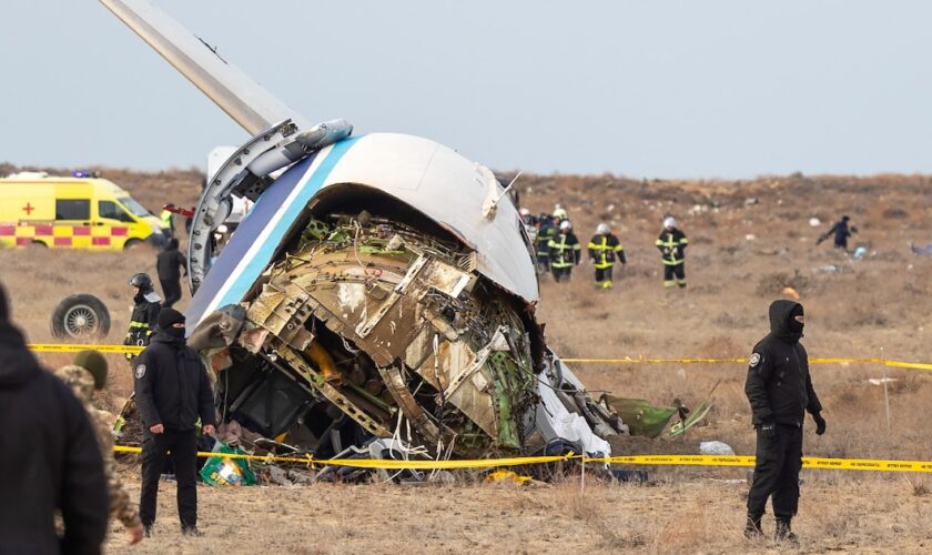 Russie – Azerbaïdjan : le crash d’avion qui ravive les tensions entre Moscou et Bakou