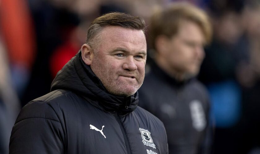 Wayne Rooney leaves second job in a year with Plymouth bottom of Championship