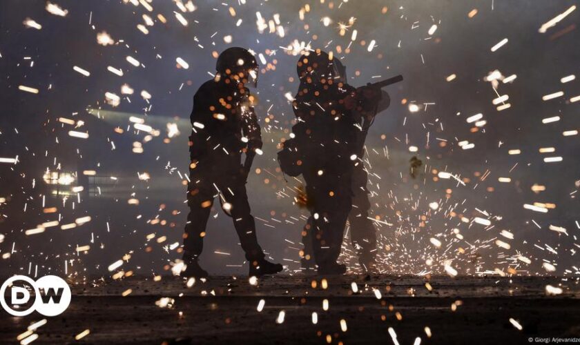 Proteste in Georgien: Wird die Regierung nachgeben?