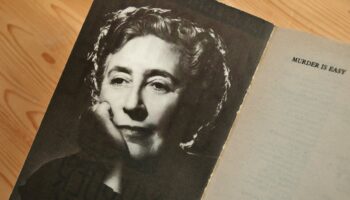 Agatha Christie a mystérieusement disparu quelques jours un 3 décembre, voici 4 théories pour l’expliquer