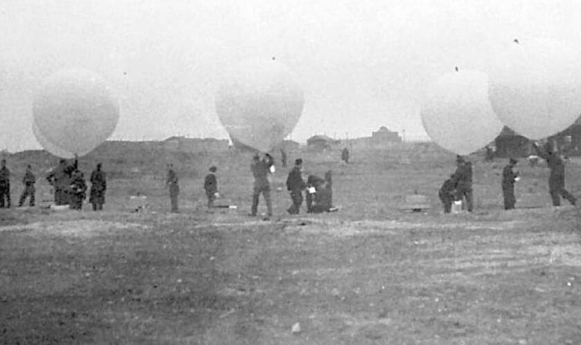 Plus de 99.000 ballons à l'assaut de l'Allemagne nazie, l'opération gonflée de l'armée britannique