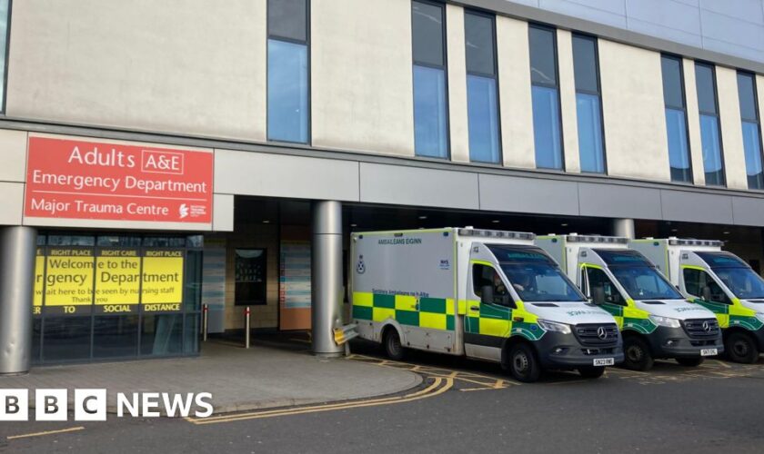 Doctors call for major incident as hospital ‘unsafe’