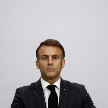 S’il démissionnait, Emmanuel Macron pourrait-il se présenter à sa propre succession?