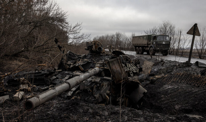 Russia and Ukraine Battle Inside Kursk, With Waves of Tanks, Drones and North Koreans