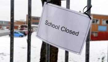 UK school closures as snow sees students get a day off – see full list here